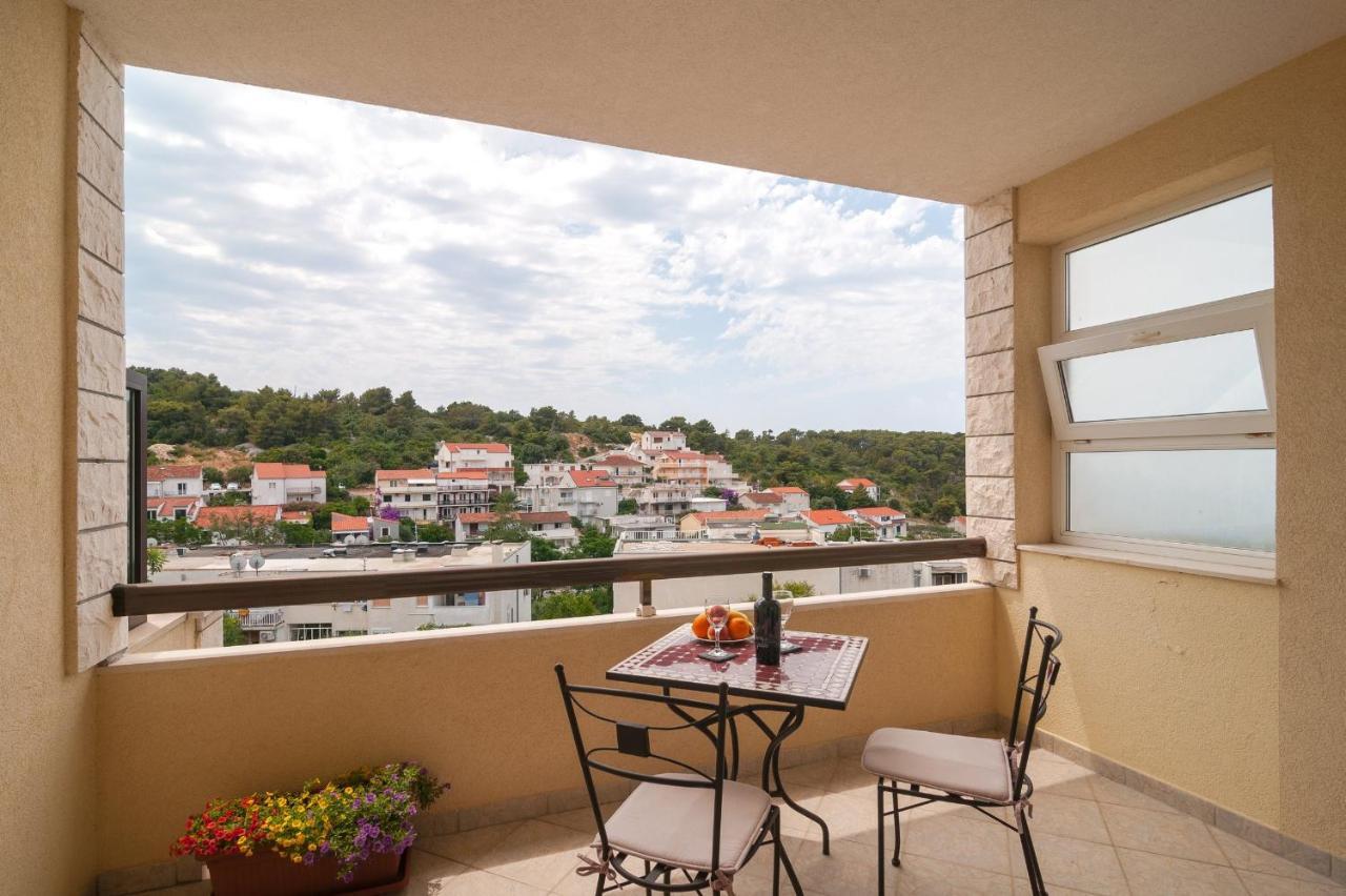 Apartments Molo Mare Hvar Town Exterior foto